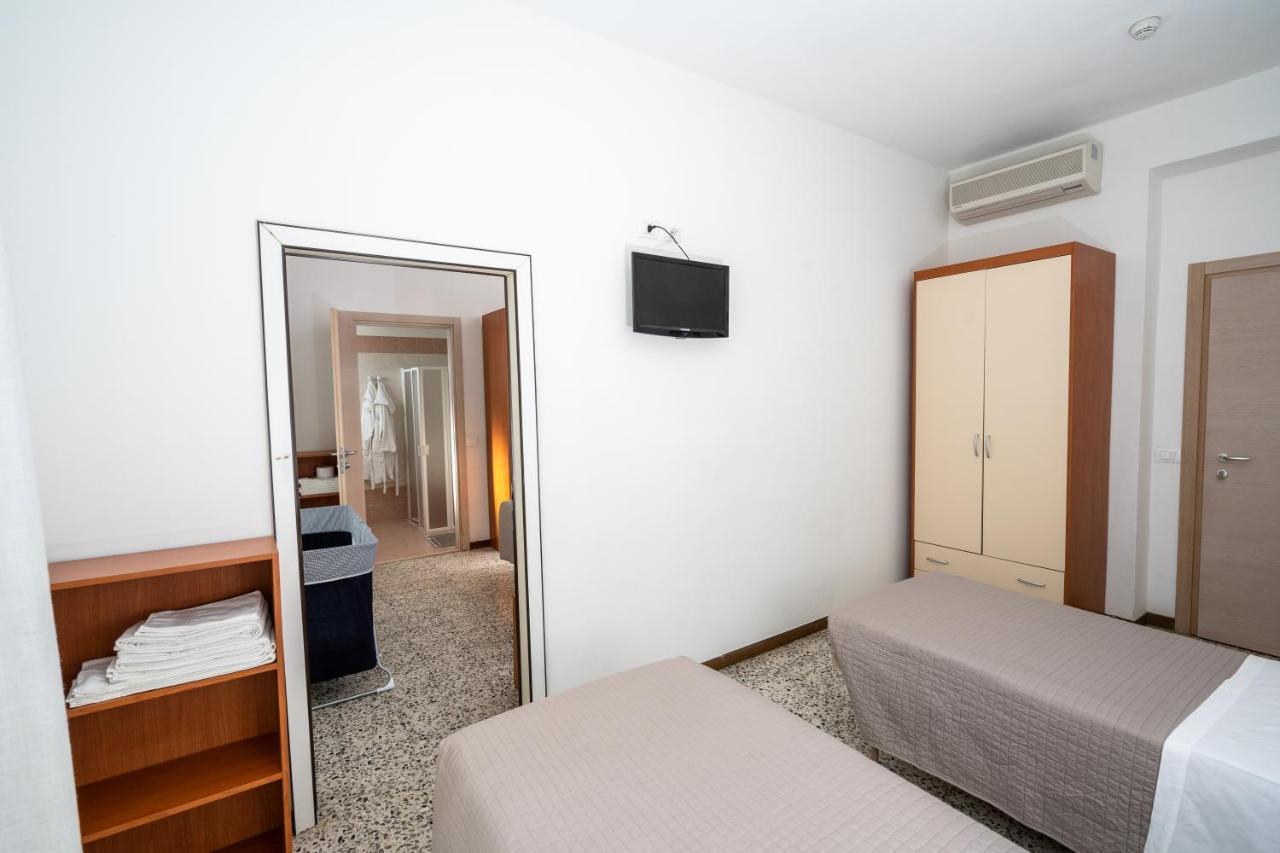 Hotel Globus Bellaria – Igea Marina Kültér fotó